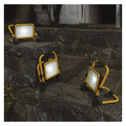 EMOS PRENOSNÝ NABÍJACÍ LED REFLEKTOR ACCO 30W,3000LM,IP54