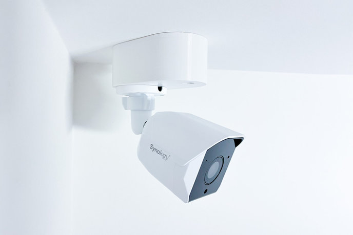 OEM Synology D-SBC500-C - Držák pro kameru Synology BC500 na stěnu i strop