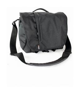 BRAUN PHOTOTECHNIK BRAUN taška KENORA 330 (31x14x24,5 cm, černá)